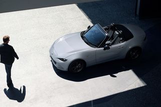 Dostupné sporťáky už se automobilkám nevyplatí. Na trhu zbývá pár posledních modelů - Novinky